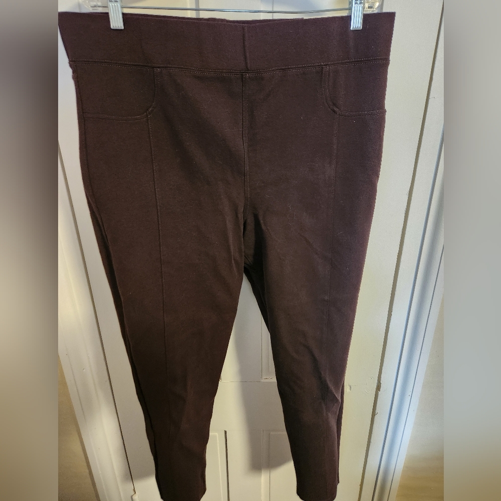 American Eagle Women's Super Strech Pull On Jegging XXL NWT Maroon